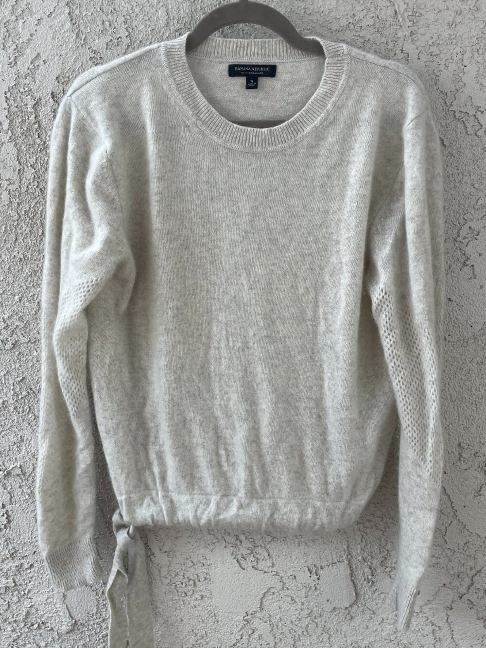 Banana Republic 100% Cashmere Cream Knit Sweater S Open Stitch Sleeve Side Tie